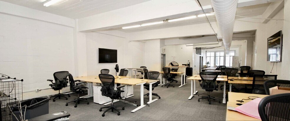 More Photos Of 530 Howard St, San Francisco Loft Creative Space For Lease