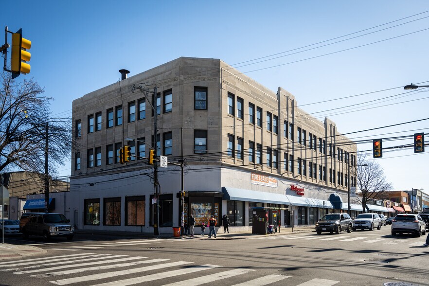 More Photos Of 100-126 W Chelten Ave, Philadelphia Schools For Lease
