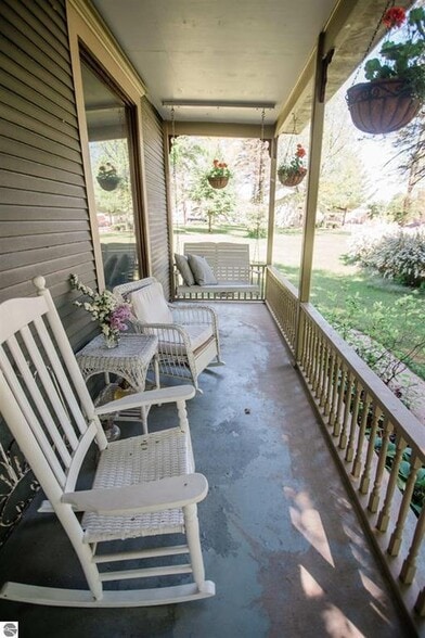More Photos Of 2287 S Main St, Central Lake Hospitality For Sale