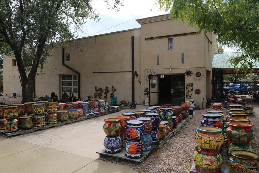 More Photos Of 2820 Cerrillos Rd, Santa Fe Freestanding For Lease
