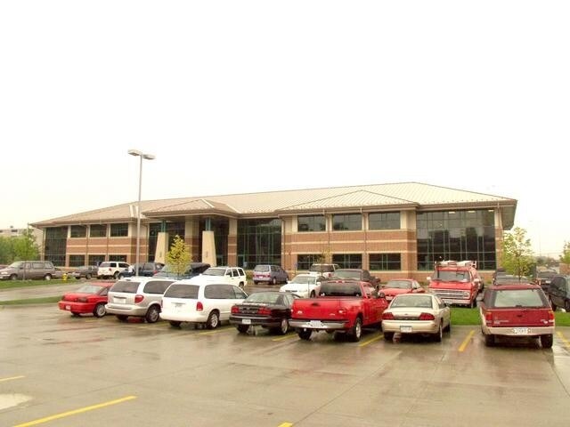 More Photos Of 330 Laurel St, Des Moines Rehabilitation Center For Lease