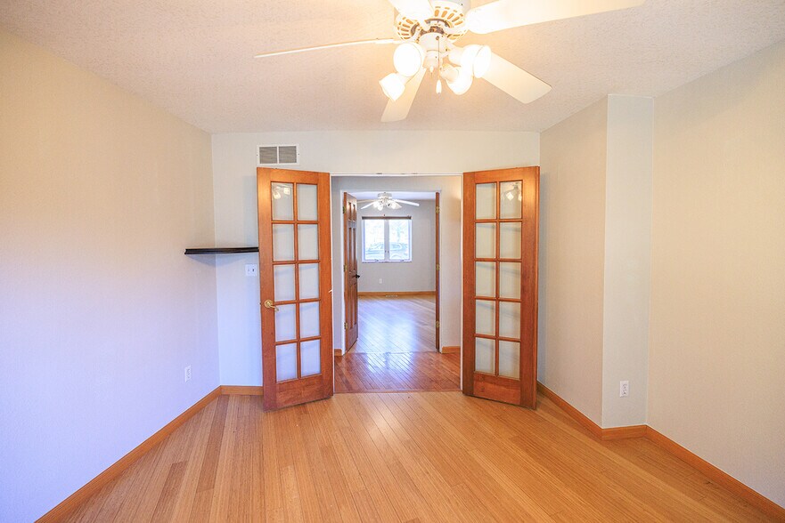 More Photos Of , Bloomington Unknown For Sale