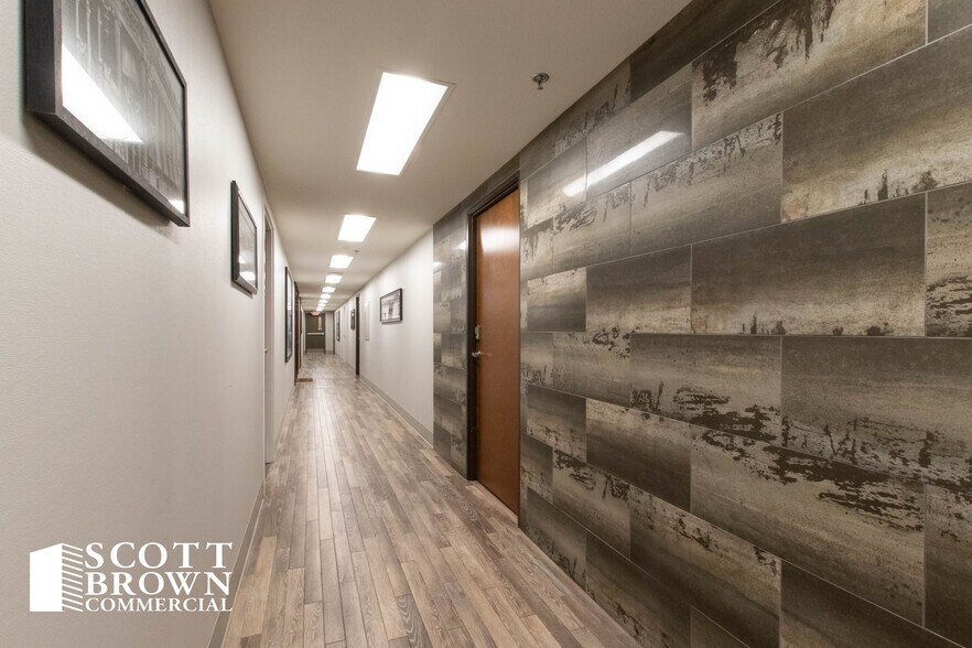 More Photos Of 101 S Locust St, Denton Loft Creative Space For Lease