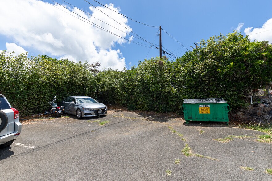 More Photos Of 1640 Lusitana St, Honolulu Apartments For Sale