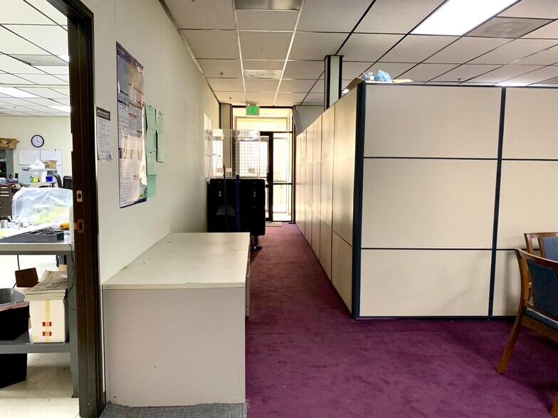 More Photos Of 5485 Conestoga Ct, Boulder Office For Lease