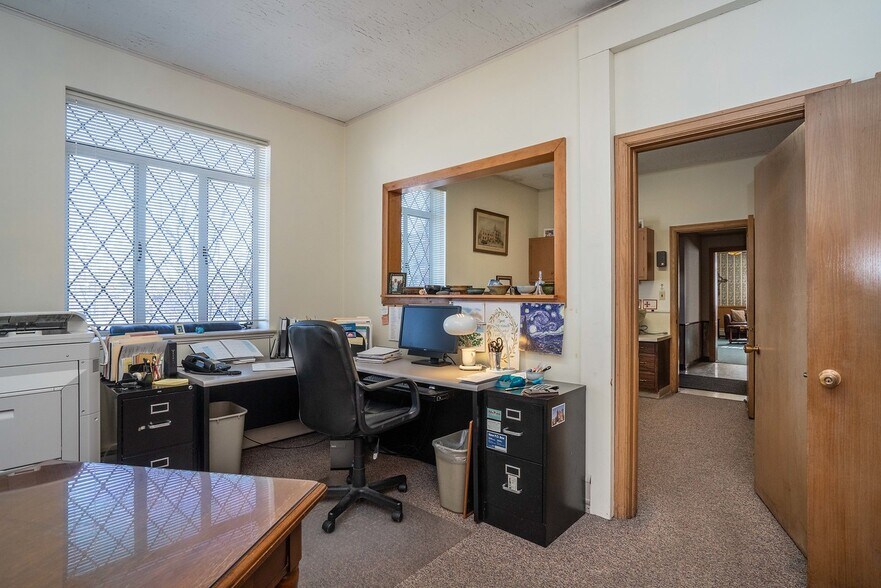 More Photos Of 295 Arch St, New Britain Religious Facility For Sale
