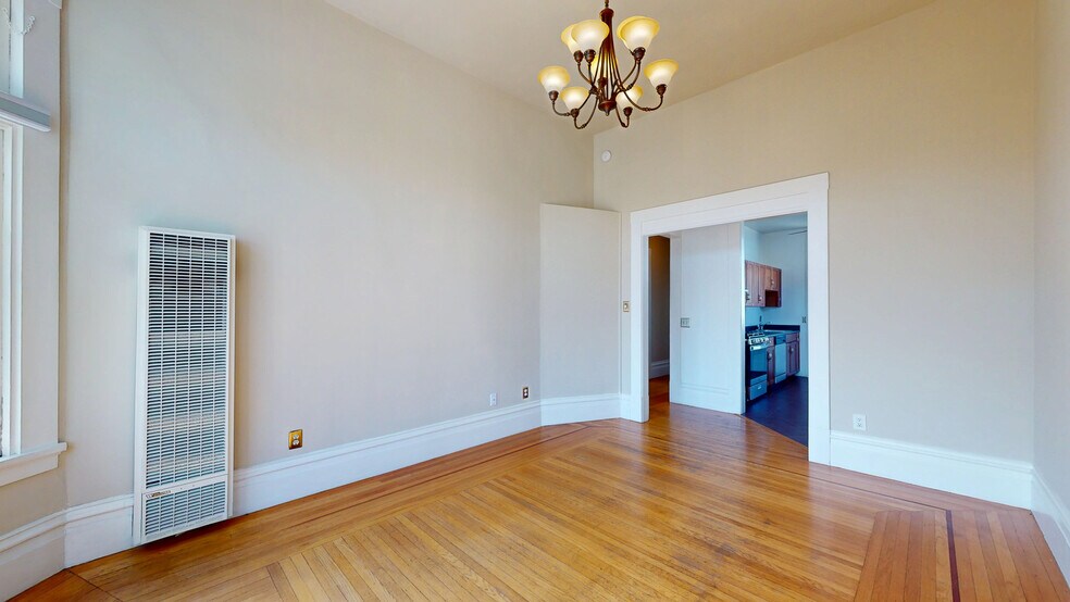 More Photos Of 3318-3320 22nd St, San Francisco Apartments For Lease