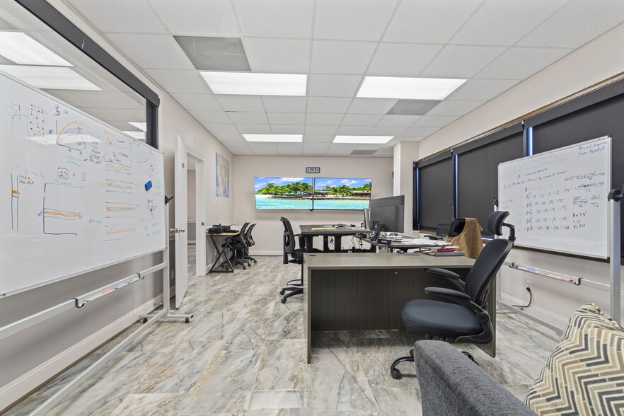 More Photos Of 25010 Oakhurst Dr, Spring Medical For Sale