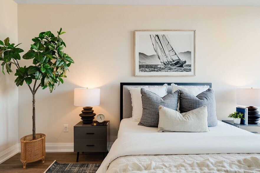 More Photos Of 600 Sunningdale Rd E, London Apartments For Lease