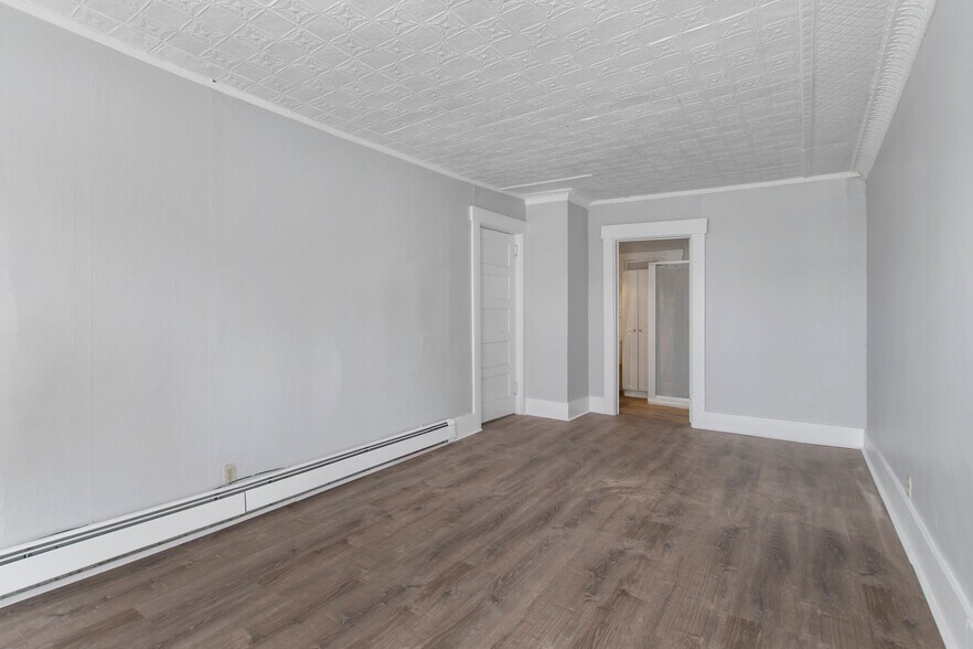 More Photos Of 4 Elm St, Lancaster Apartments For Sale