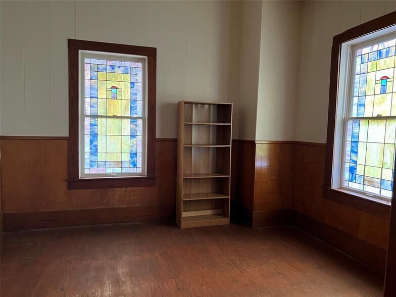 More Photos Of 102 E Main St, Cumby Religious Facility For Sale