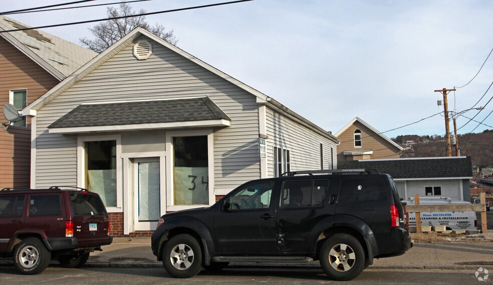More Photos Of 34 Clifton Ave, Ansonia Freestanding For Lease
