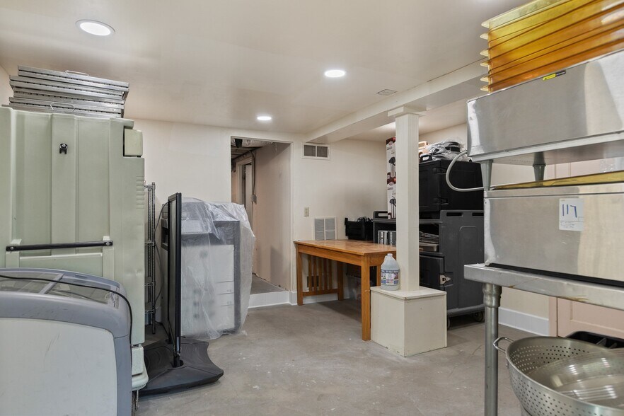 More Photos Of 28670 CA-18 Hwy, Skyforest Restaurant For Sale