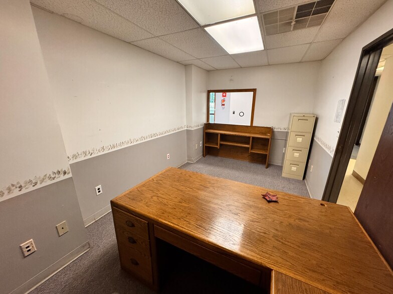More Photos Of 55 E Main St, Carrollton Office For Sale