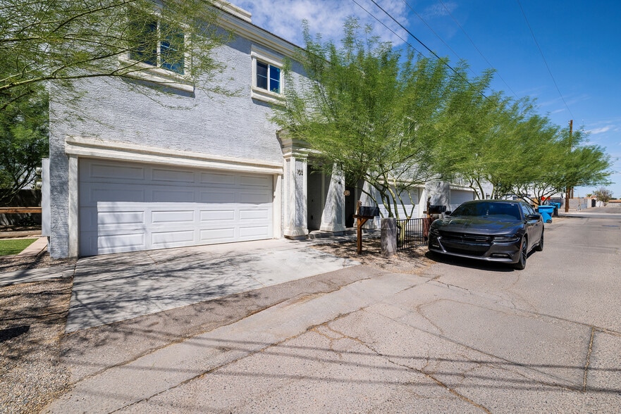 Primary Photo Of 1341 E Polk St, Phoenix Apartments For Sale