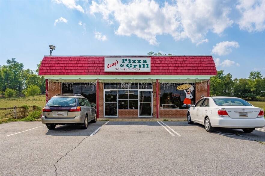 More Photos Of 615 S Main St, Woodsboro Restaurant For Sale