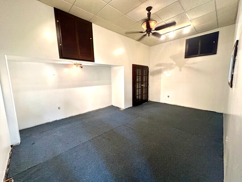 More Photos Of 346 Denison St, Baltimore Religious Facility For Sale