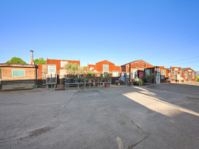 More Photos Of 2889 C Rd, Grand Junction Specialty For Sale