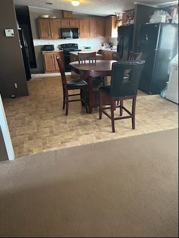 More Photos Of 1080 85 hwy, Dilley Multifamily For Lease