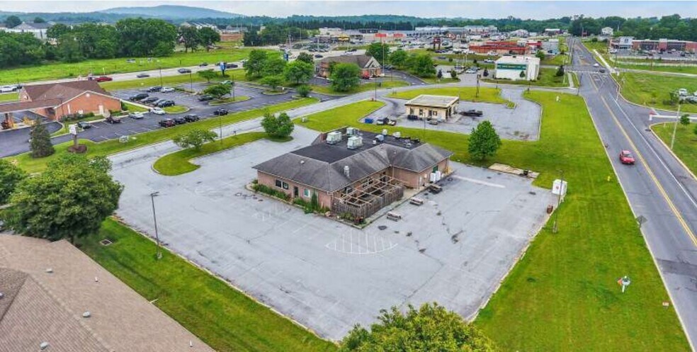 Primary Photo Of 6 Tristan Dr, Dillsburg Restaurant For Sale