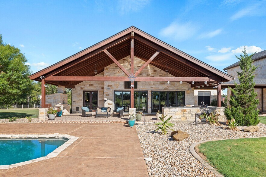 More Photos Of 31300 Ranch Road 12, Dripping Springs Specialty For Sale