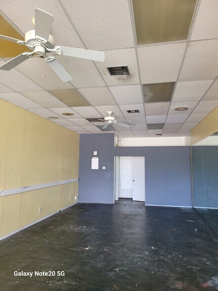 More Photos Of 690-700 E Mcnab Rd, Pompano Beach Freestanding For Lease