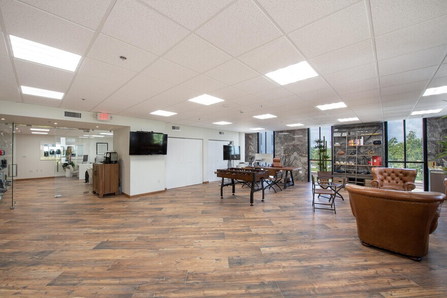 More Photos Of 4300 Biscayne Blvd, Miami Office Residential For Sale