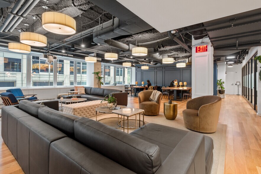 More Photos Of 300 Park Ave, New York Coworking Space