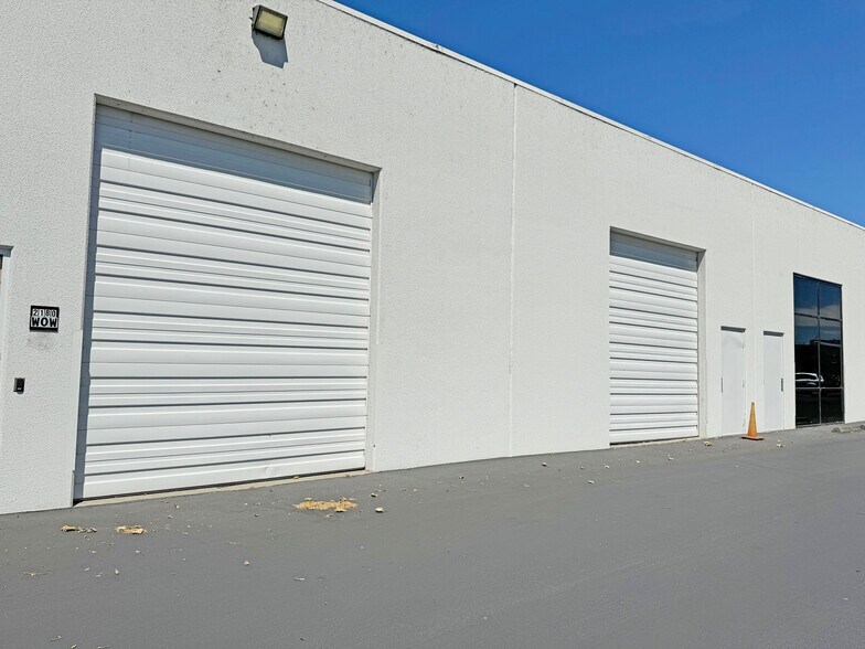 More Photos Of 2160-2180 Northpoint Pky, Santa Rosa Flex For Lease