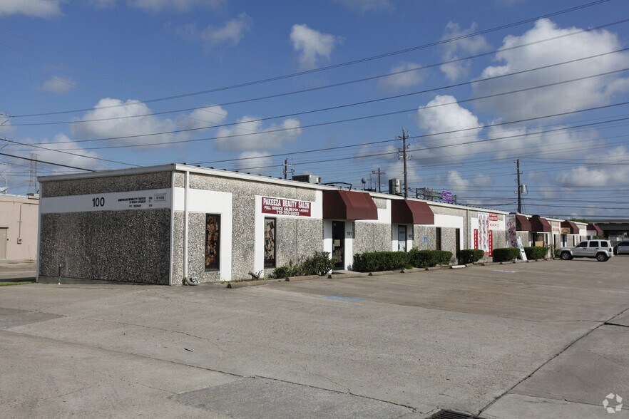 More Photos Of 5645 Hillcroft Ave, Houston Office For Lease