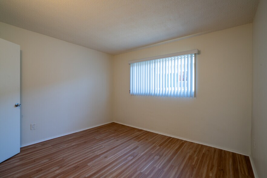 More Photos Of 1774-1780 W Juno Ave, Anaheim Apartments For Sale