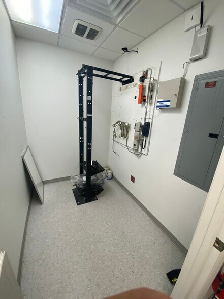 More Photos Of 9733 State Route 30, Irwin Storefront For Lease