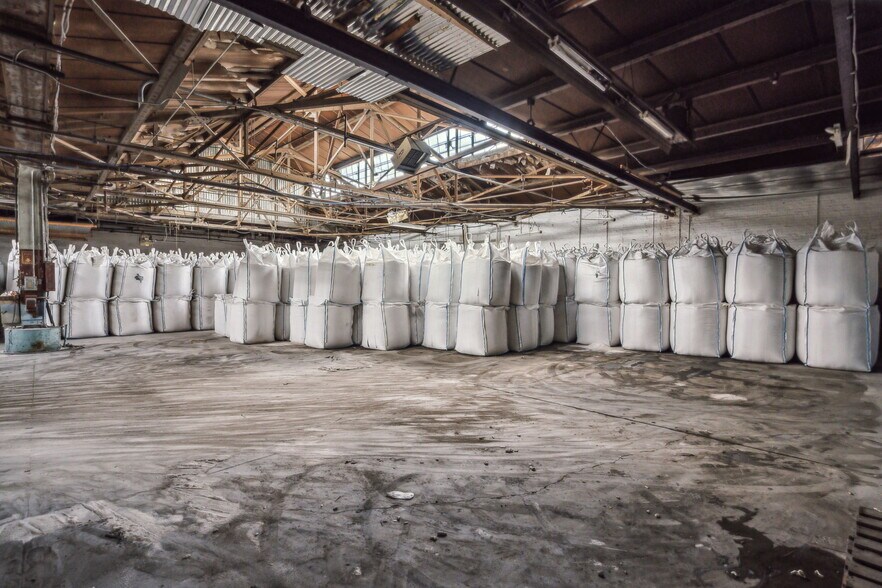 More Photos Of 2901 N 18th St, Philadelphia Warehouse For Sale