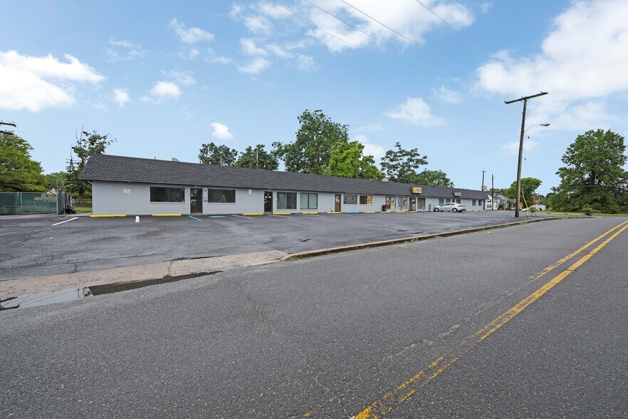 More Photos Of 201-211 Kates Blvd, Millville General Retail For Sale