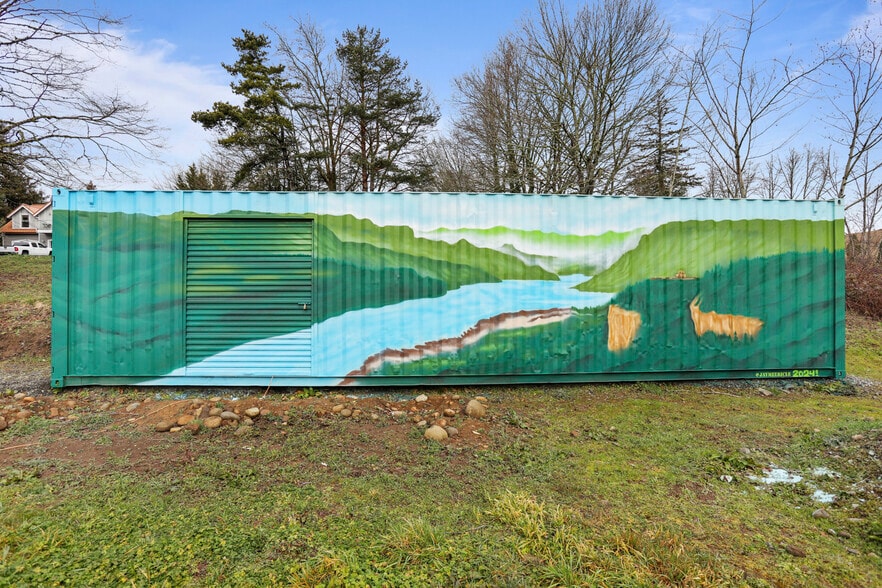 More Photos Of 31815 E Historic Columbia RI Hwy, Troutdale Convenience Store For Sale