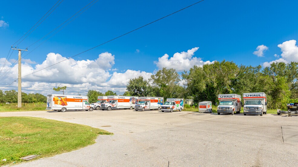 More Photos Of 9836 SW County Road 761, Arcadia General Retail For Sale