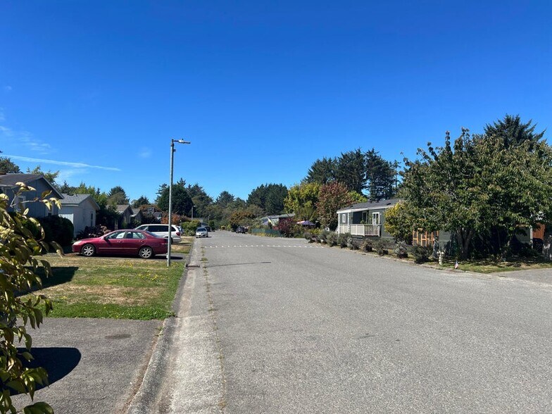 More Photos Of 2580 Central Ave, Mckinleyville Manufactured Housing Mobile Home Park For Sale