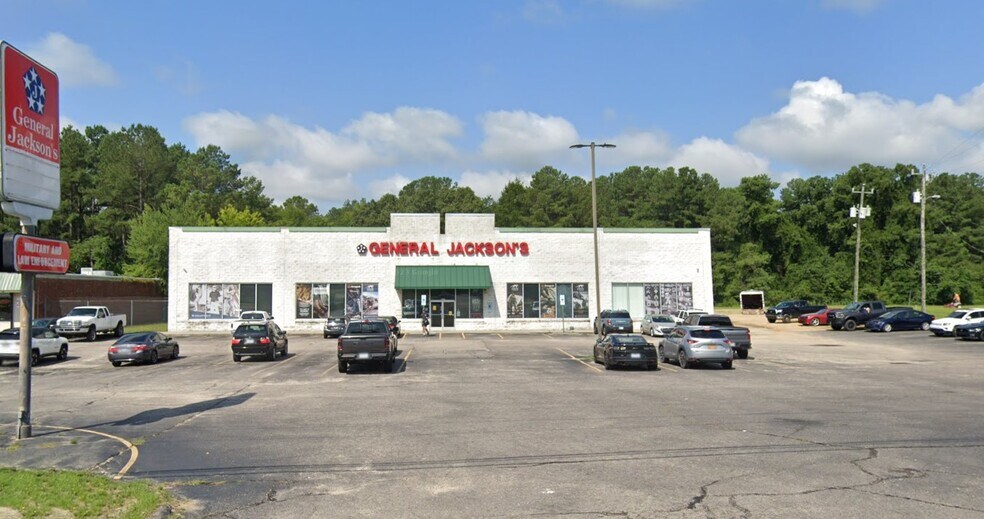 More Photos Of , Fayetteville General Retail For Sale