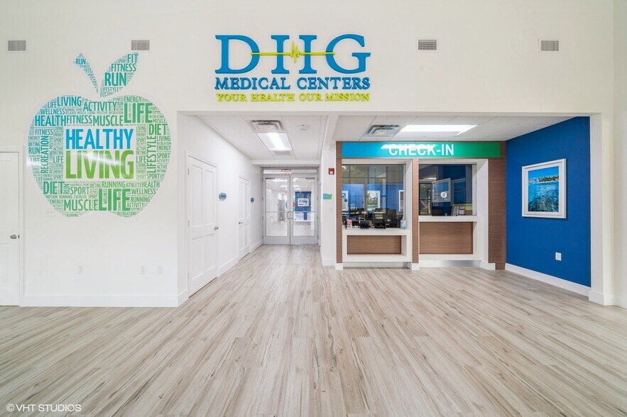 More Photos Of 3333 20th St, Vero Beach Medical For Sale