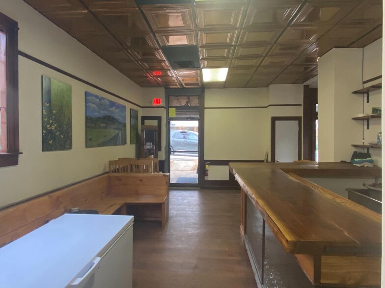More Photos Of 121 Main St, Lovingston Restaurant For Sale
