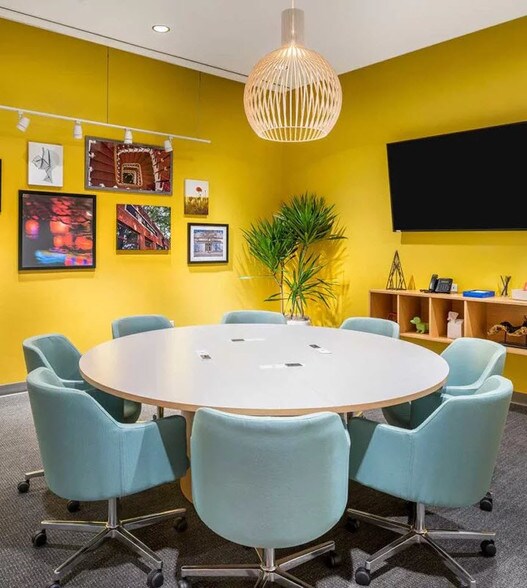 More Photos Of 1100 Wilson Blvd, Arlington Unknown For Lease