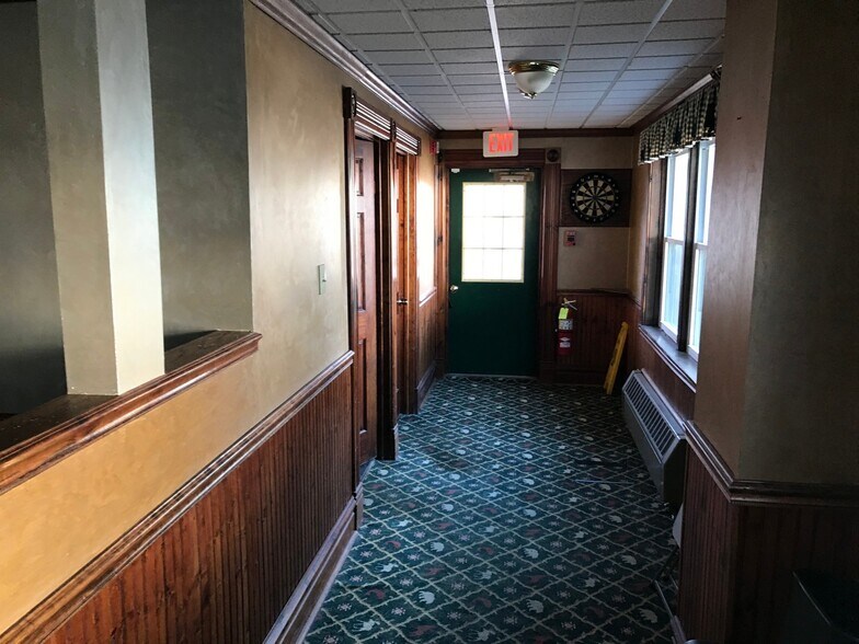 More Photos Of 1454 State Route 30, Wells Specialty For Sale