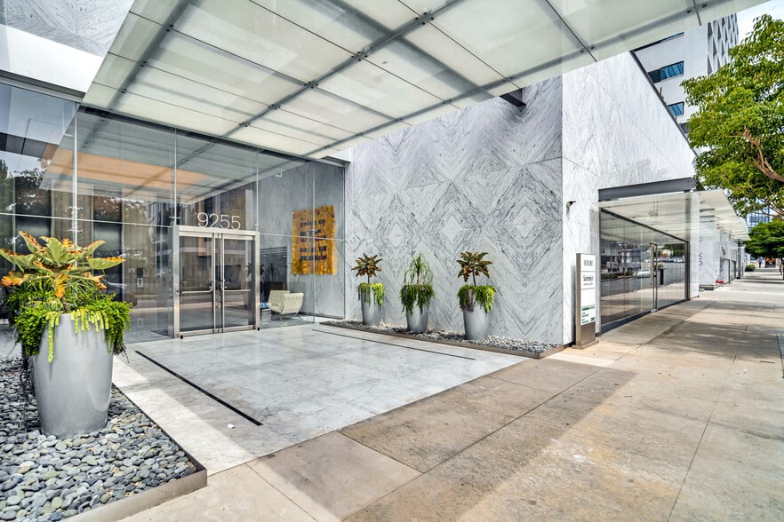 More Photos Of 9255 W Sunset Blvd, West Hollywood Office For Lease