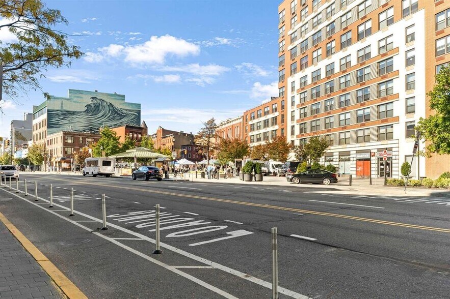 More Photos Of 163 Christopher Columbus Dr, Jersey City Storefront Retail Residential For Lease
