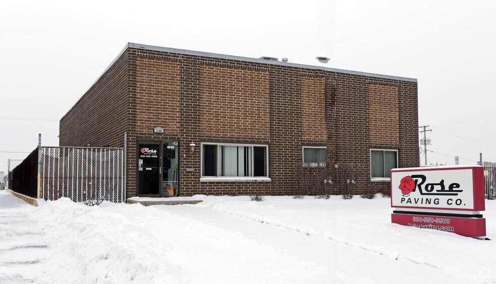 More Photos Of 1539 Bourbon Pky, Streamwood Warehouse For Sale