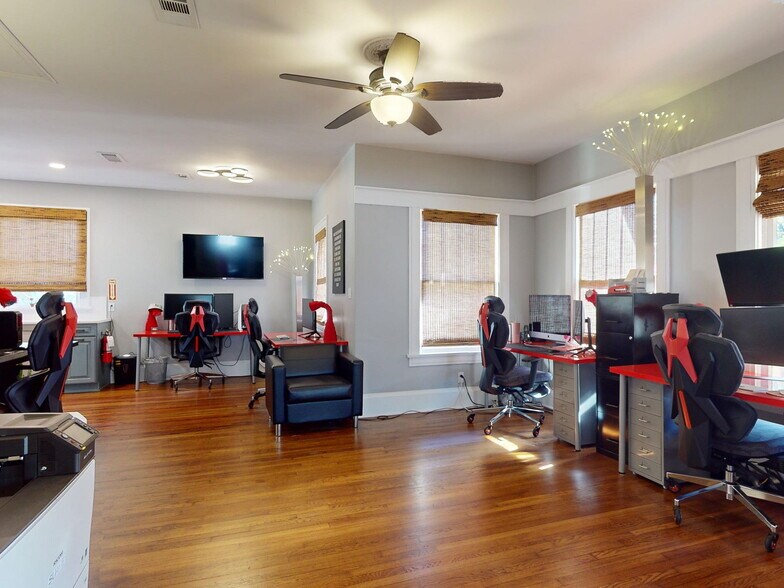 More Photos Of 215 Washington st, New Smyrna Beach Office Residential For Sale