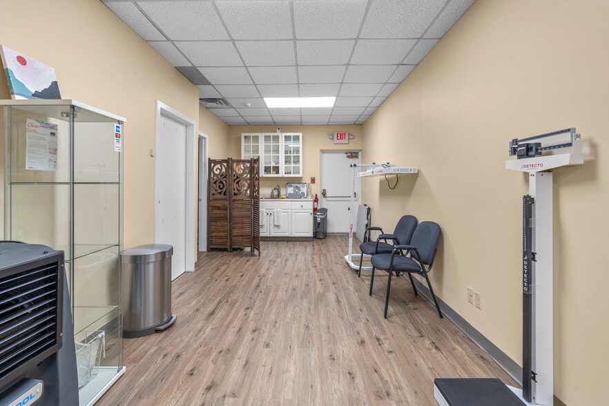 More Photos Of 887 Main St, Monroe Office Residential For Sale