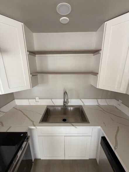 More Photos Of 3617 W 60th, Los Angeles Apartments For Sale
