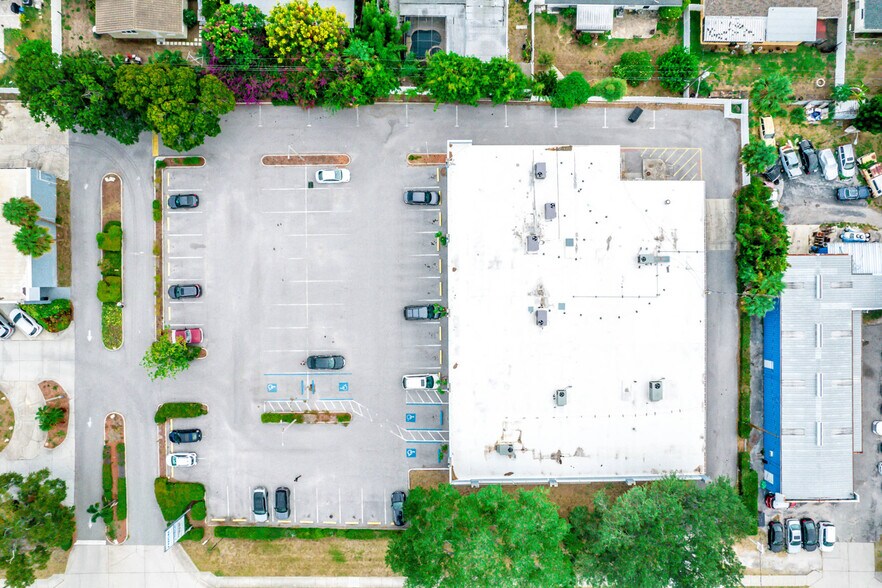 More Photos Of 14100 Walsingham Rd, Largo Storefront Retail Office For Lease