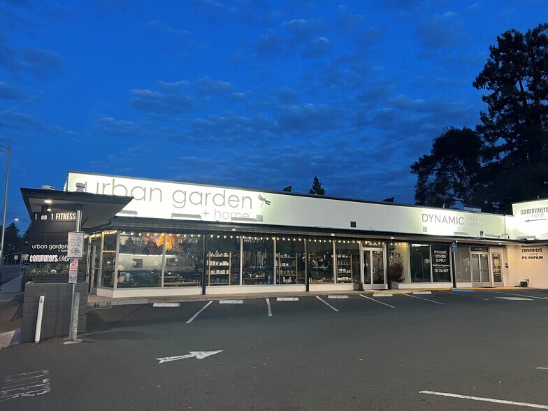 More Photos Of 1404 4th St, Santa Rosa Freestanding For Lease